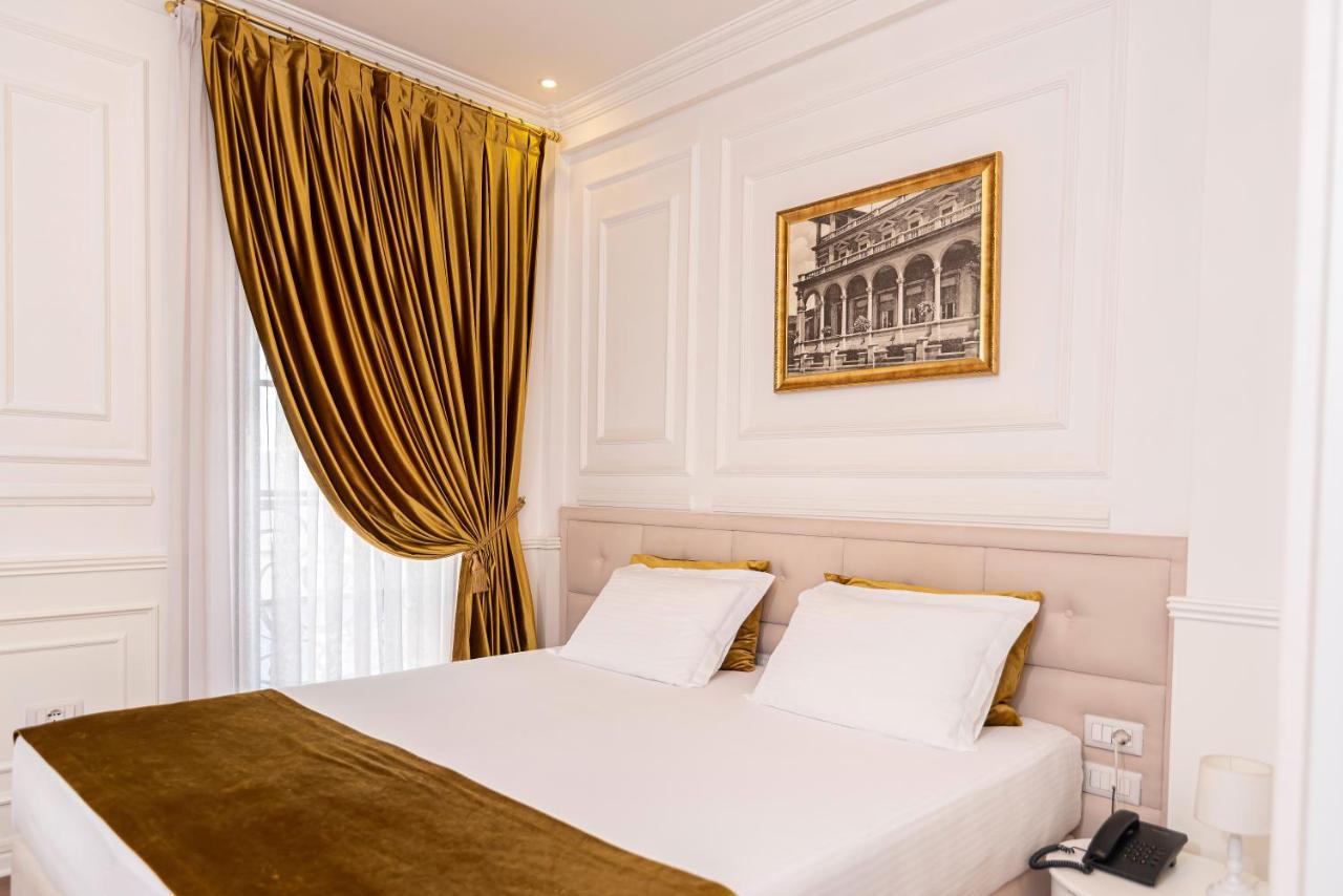 Eler Hotel Tirana Exteriör bild